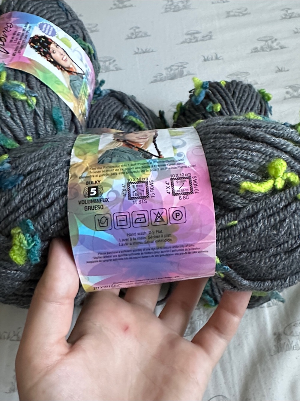 Bundle of 5 Flowers Premier Yarns - Picture 5 of 8